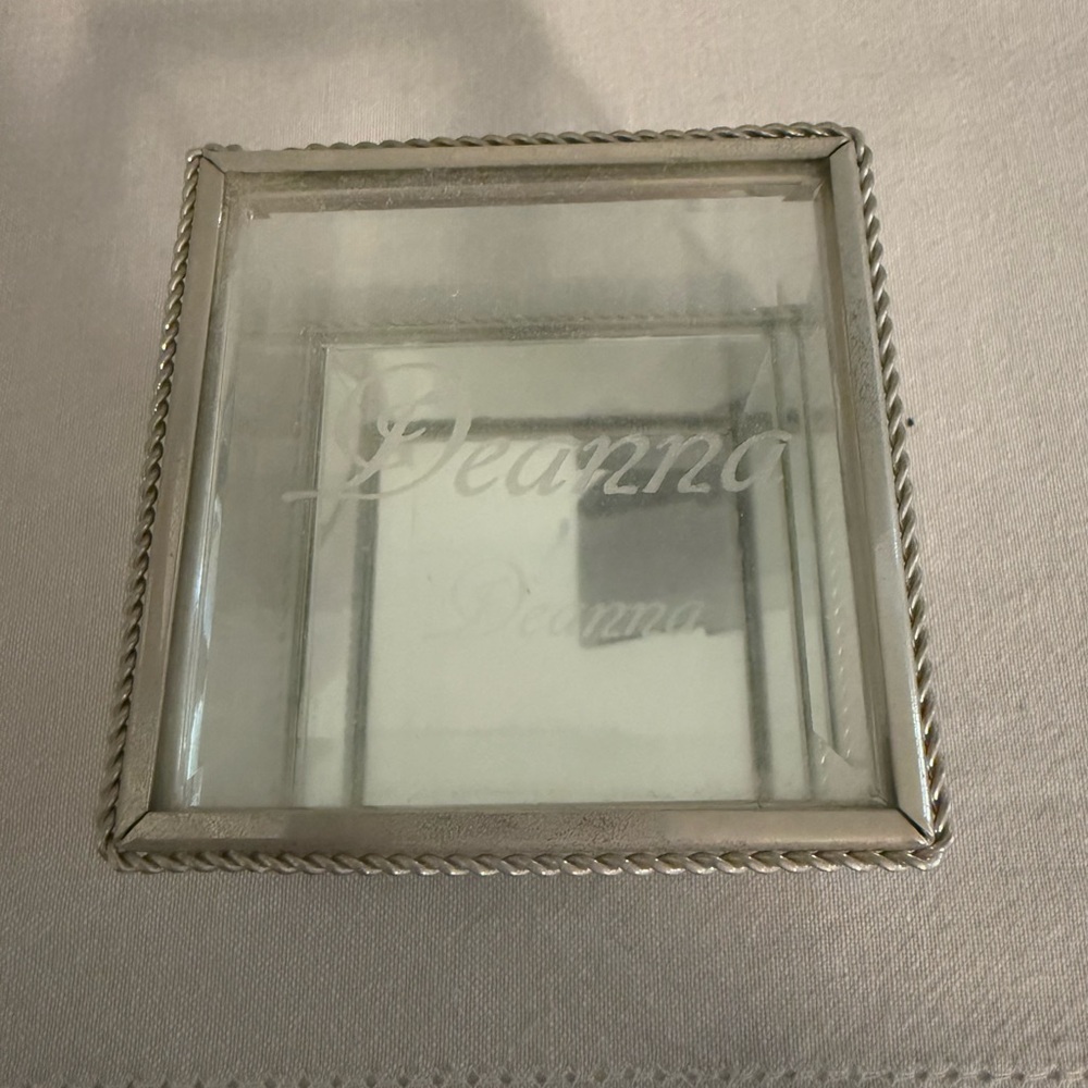 Deanna Silver Glass Jewelry Organizer